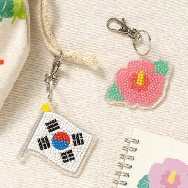 [우리나라] 나라를 사랑하는 마음 보석십자수 키링 만들기